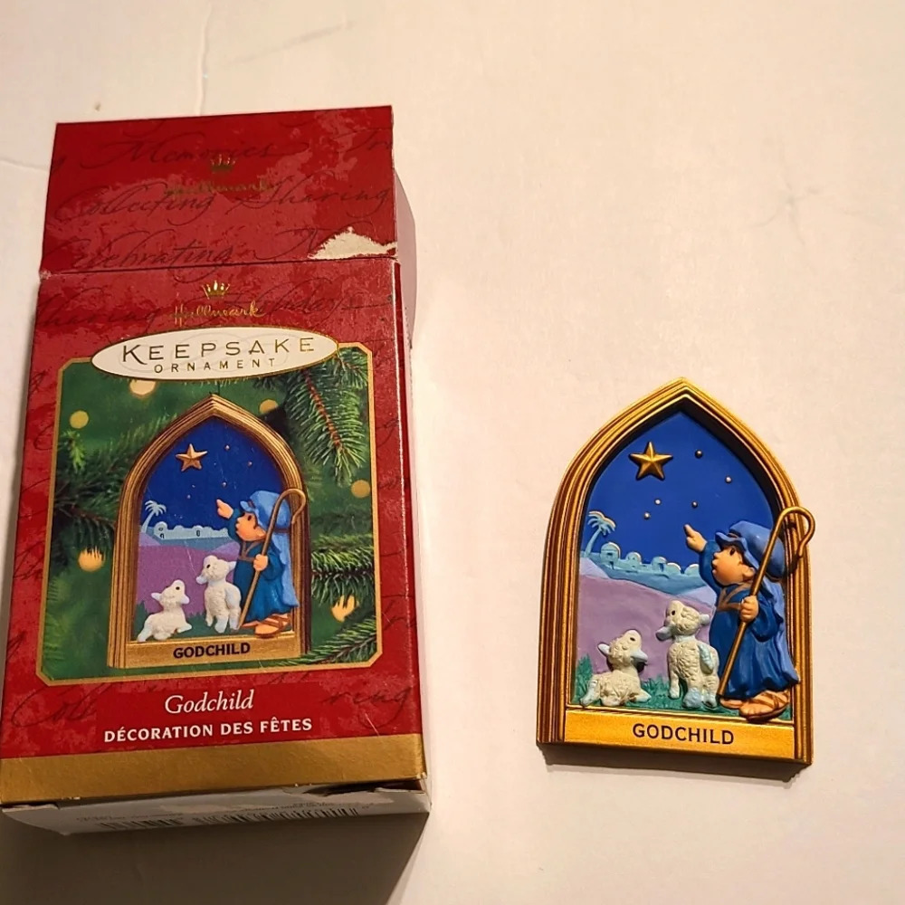 Hallmark keepsake ornament Goodchild  2000